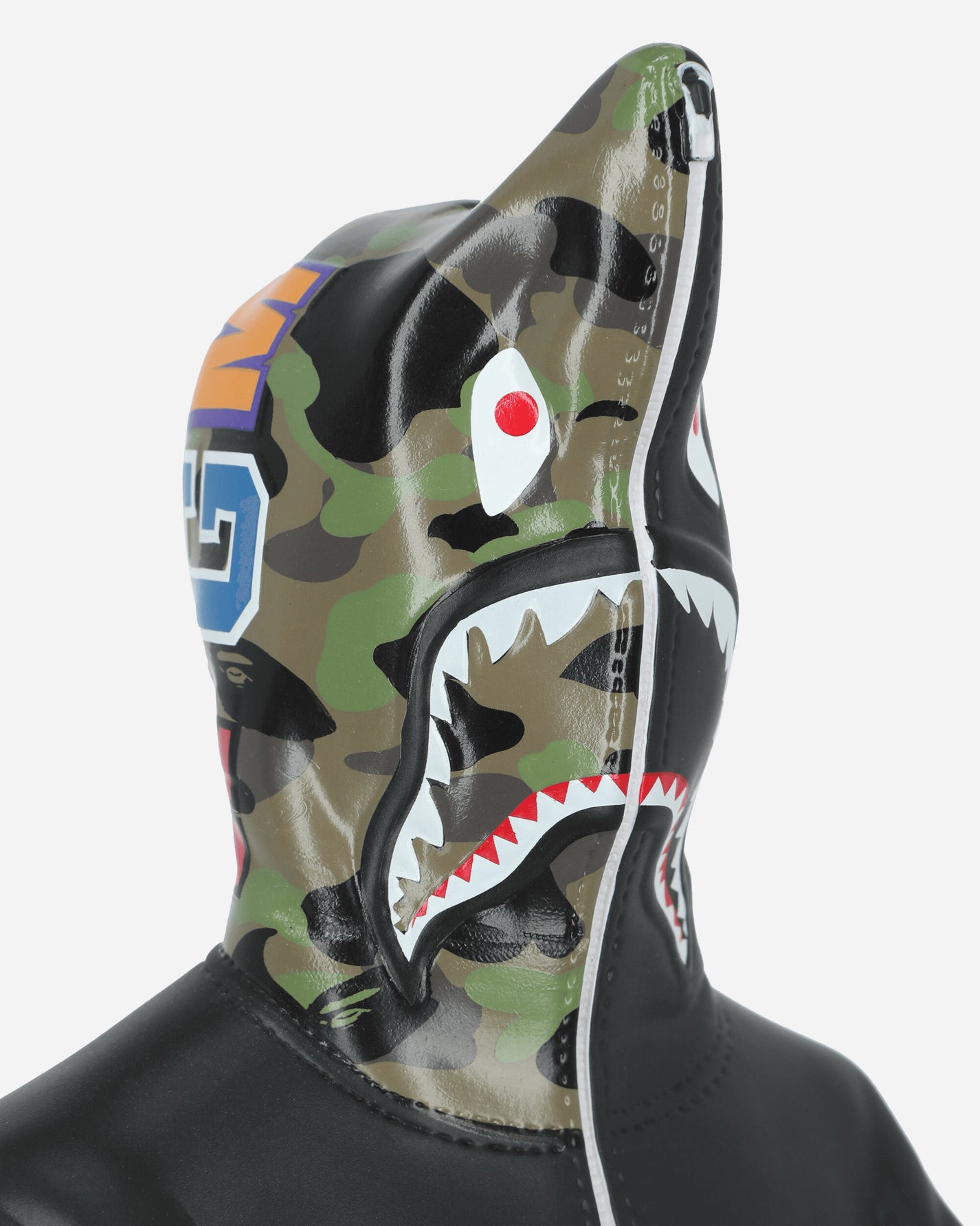 A Bathing Ape Shark Figure M Black Home Decor Toys 1J80185001 BLACK