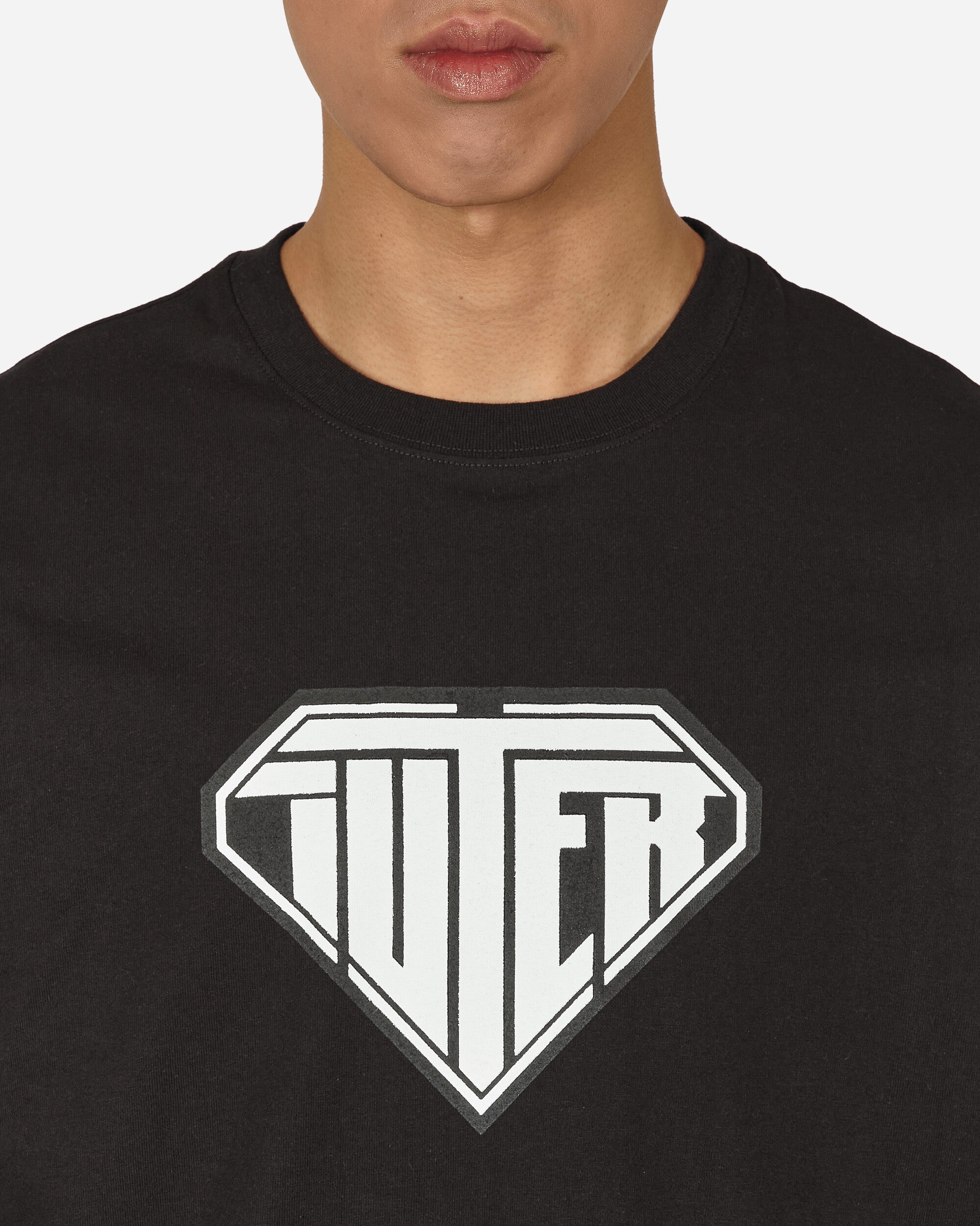 Iuter Logo Tee Black T-Shirts Shortsleeve 23WITS90 BLACK